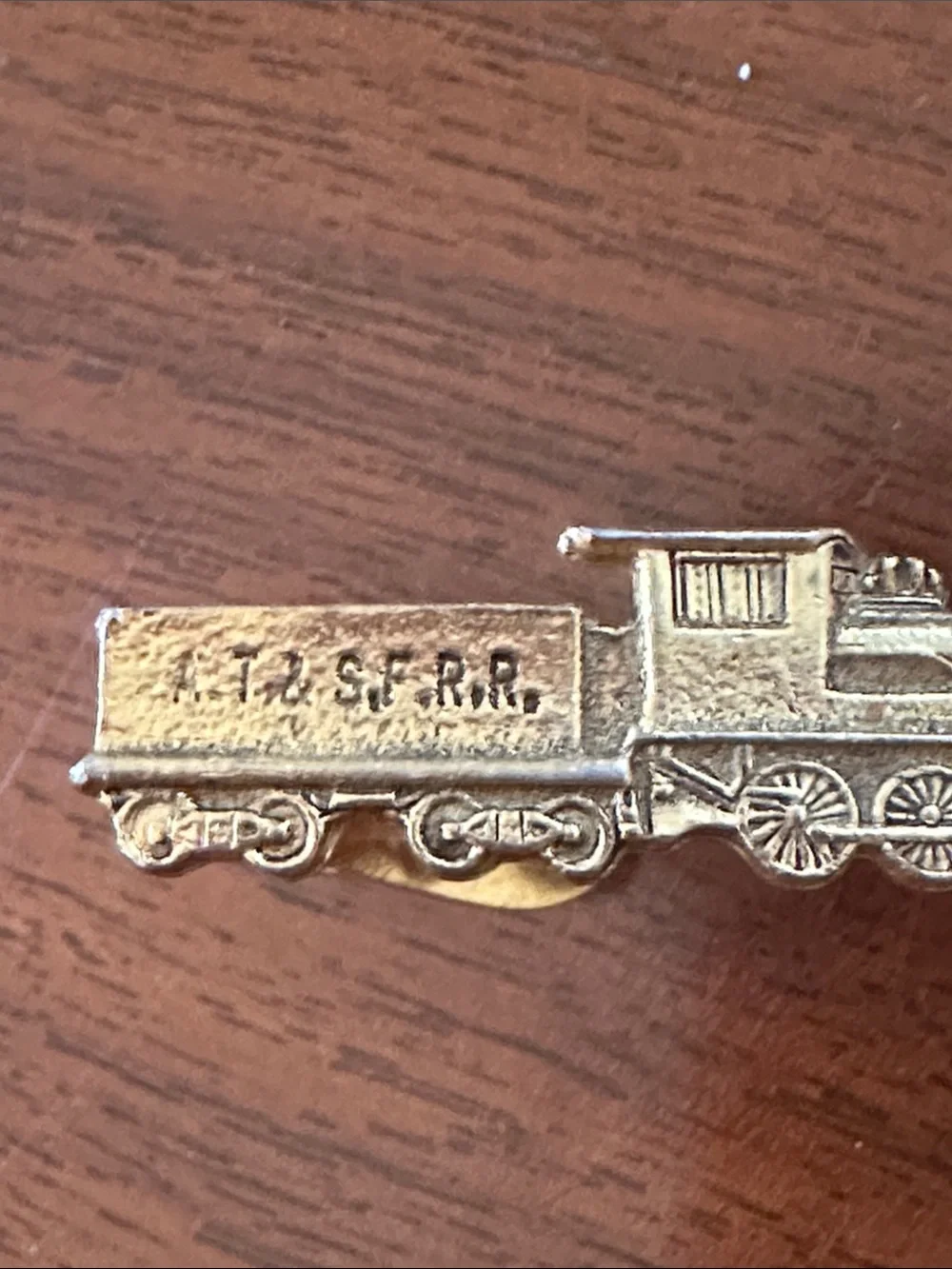 Vintage Gold Tone A.T. & S.F.R.R‎ Steam Locomotive Tie Clip